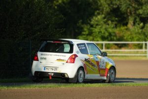 Mehr über den Artikel erfahren WENDT FÜHRT IM NORDEN UND SCHWARZMANNSEDER IM SÜDEN