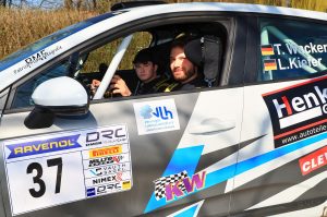 Mehr über den Artikel erfahren Ravenol DMSB Rallye Cup: Tim Wacker übernimmt die Führung