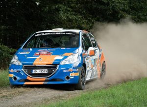 Mehr über den Artikel erfahren Ravenol DMSB Rallye Cup: Schläppi übernimmt die Cup Führung